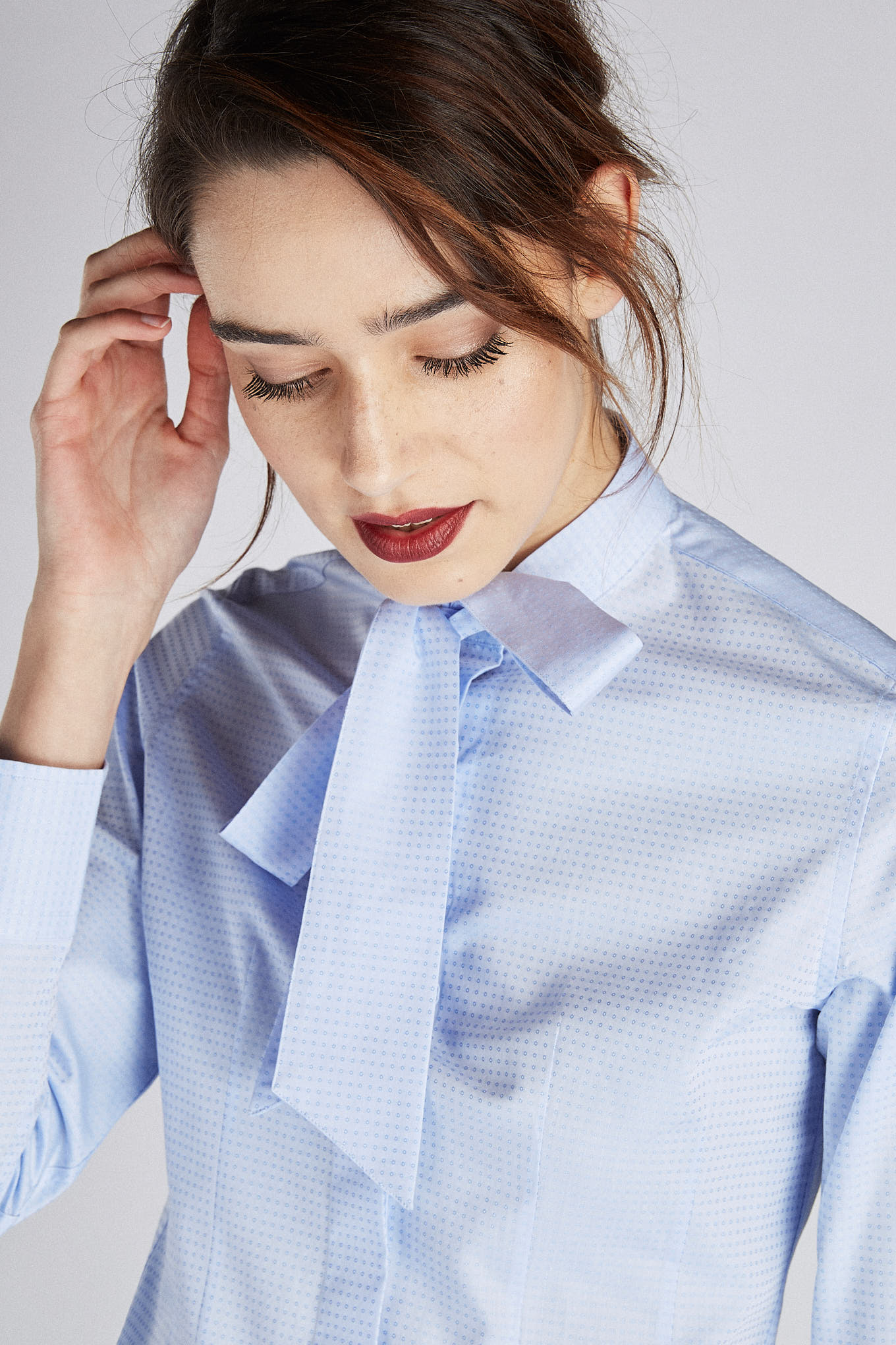 Women's Classic Slim Fit Shirt with Ribbon - Image 3