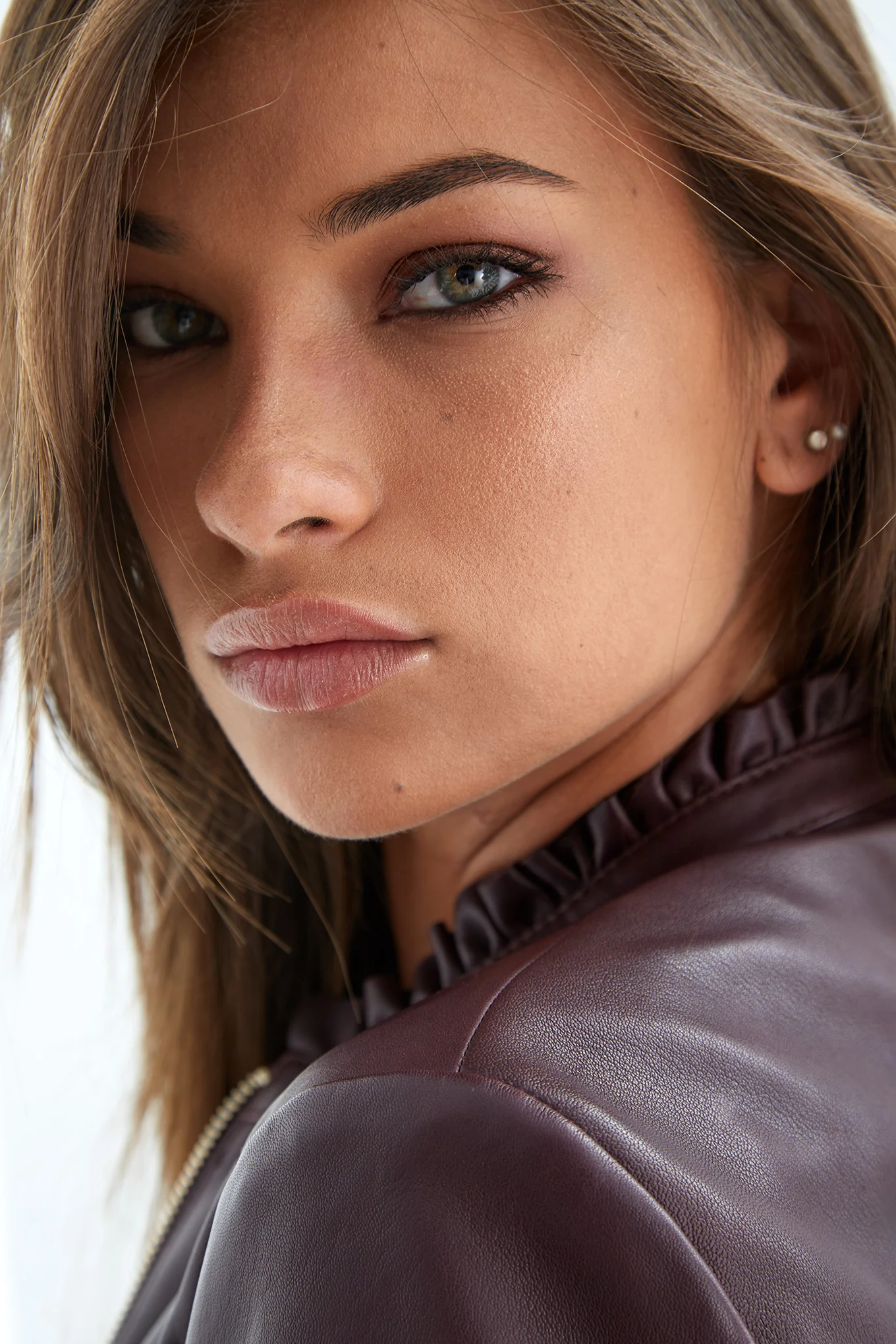 Women's Leather Jacket - Image 10