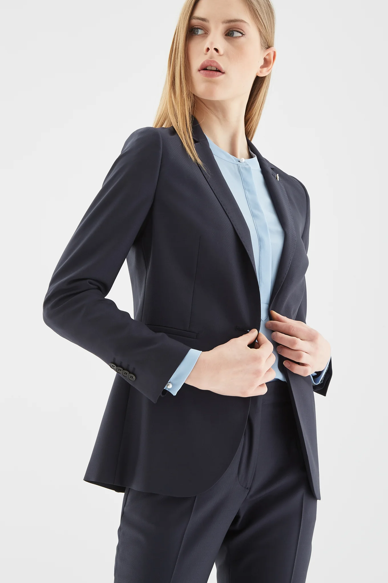 Women's Plain Classic Suit - Image 3
