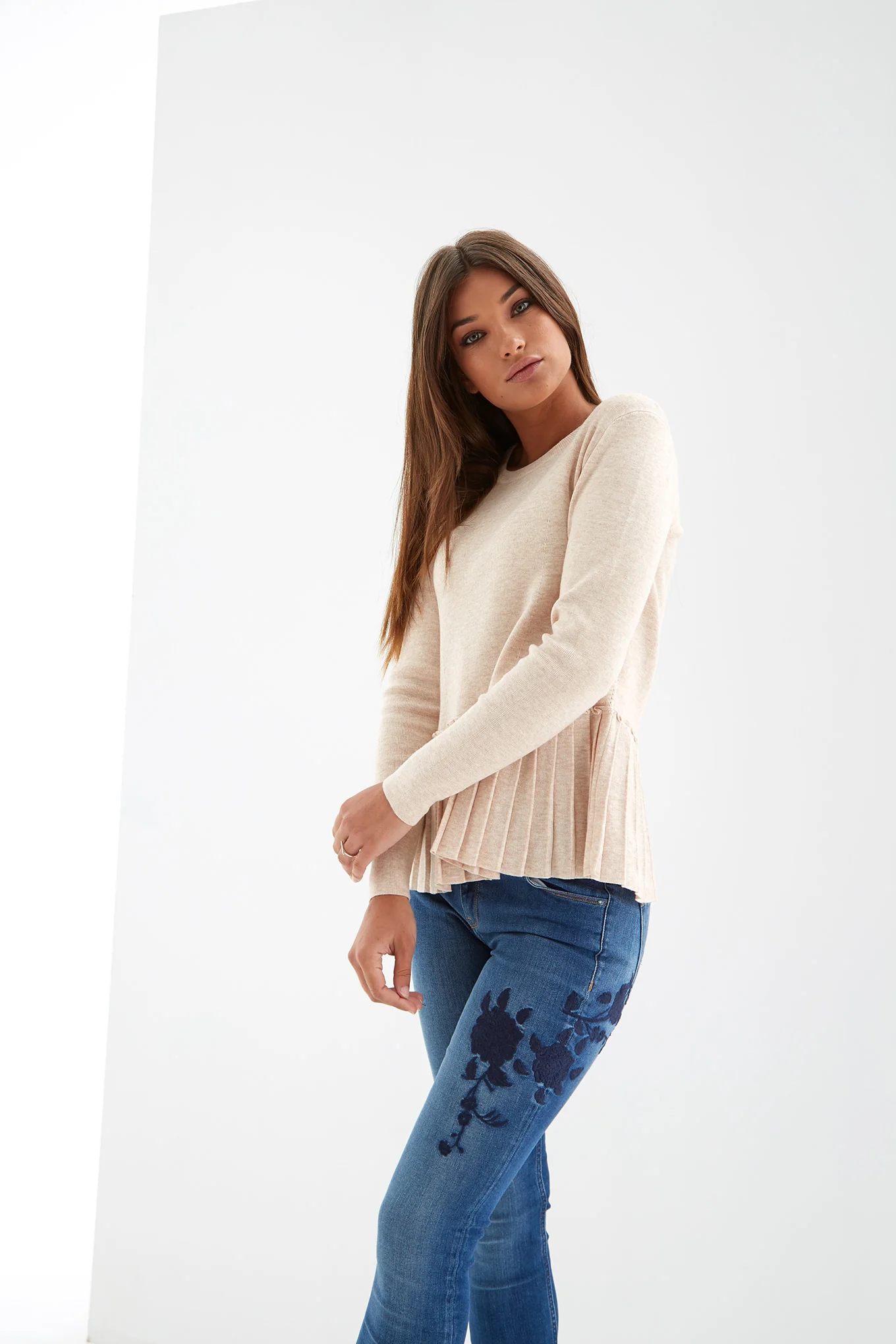 Women's Pleated Knitwear Sweater - Image 2