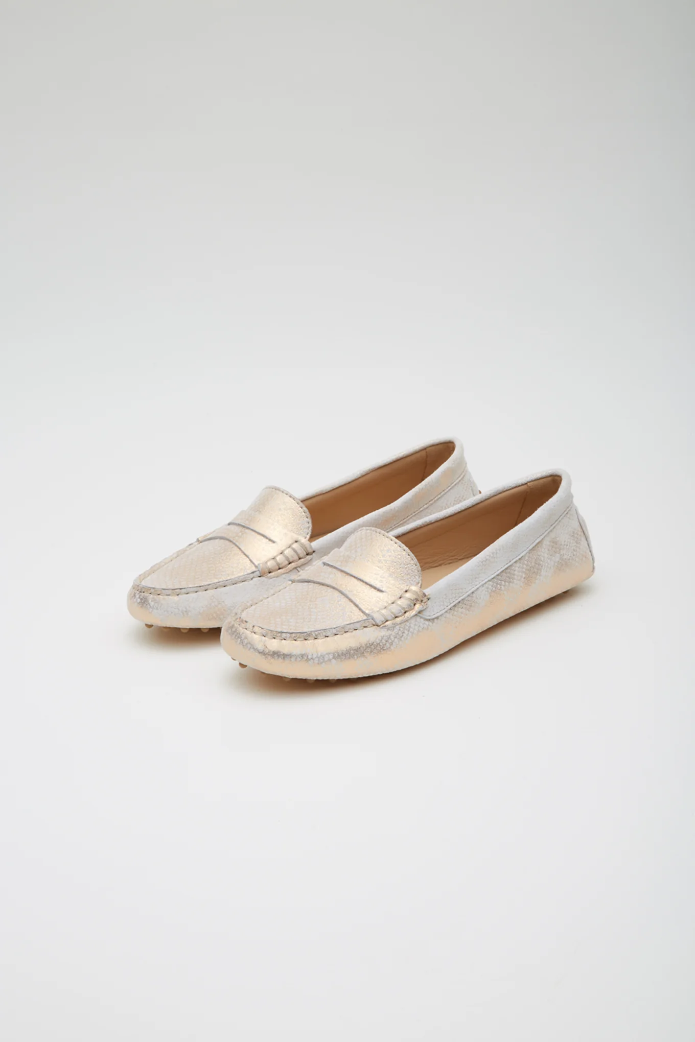 Women's Shining Snake-Effect Leather Drivers - Image 2