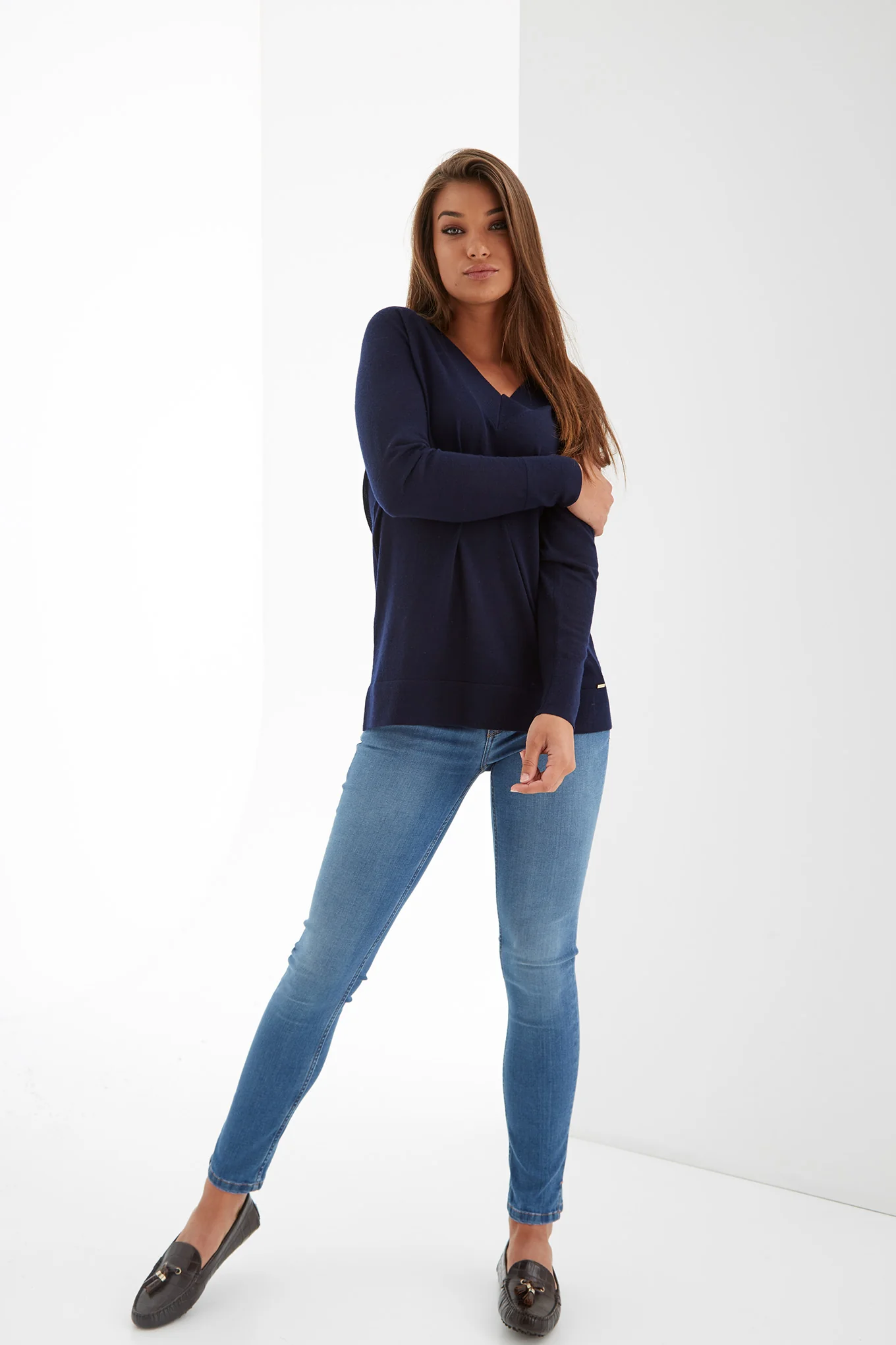 Women's V-Neck Knitwear Sweater - Image 6