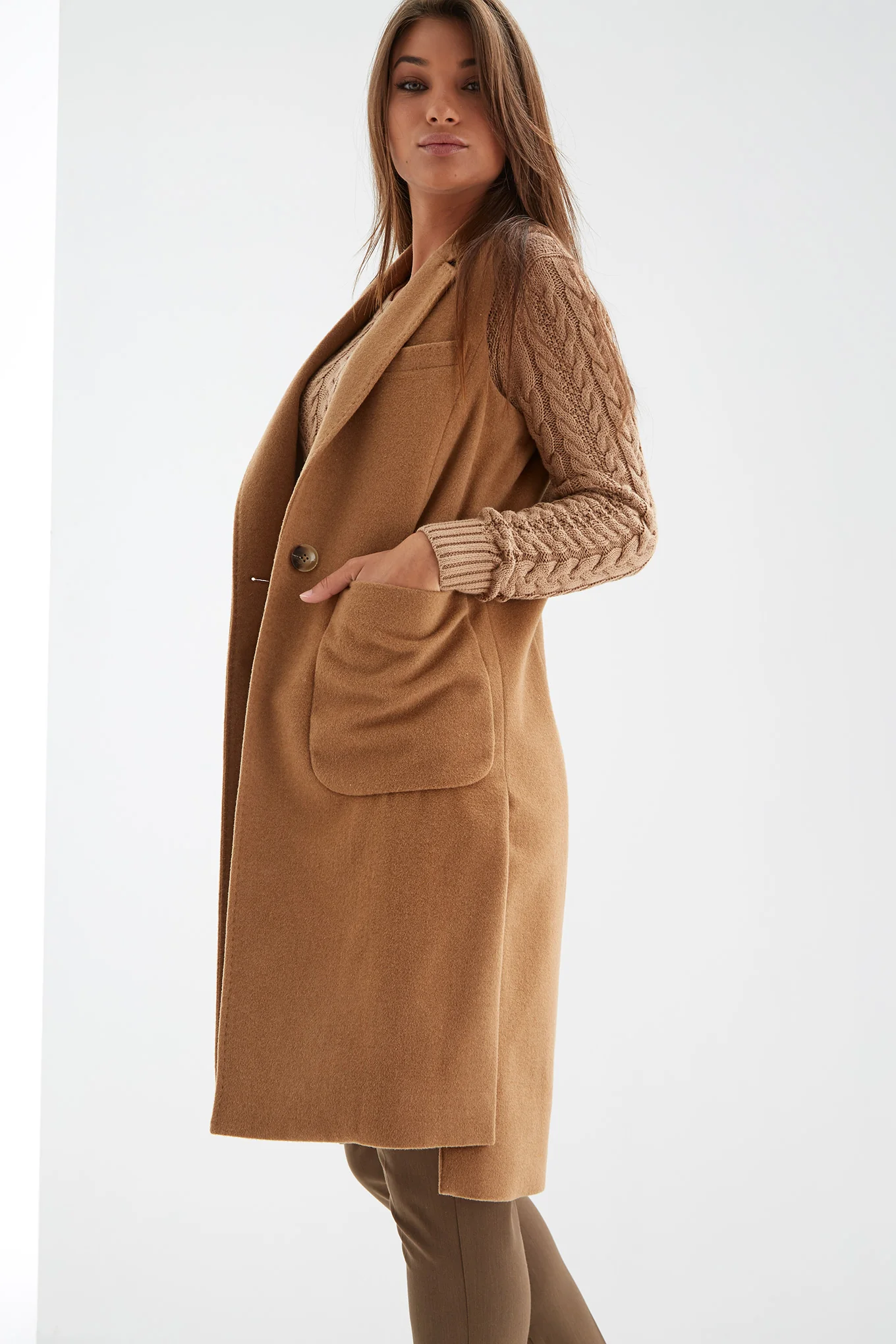 Women's Wool Vest - Image 3